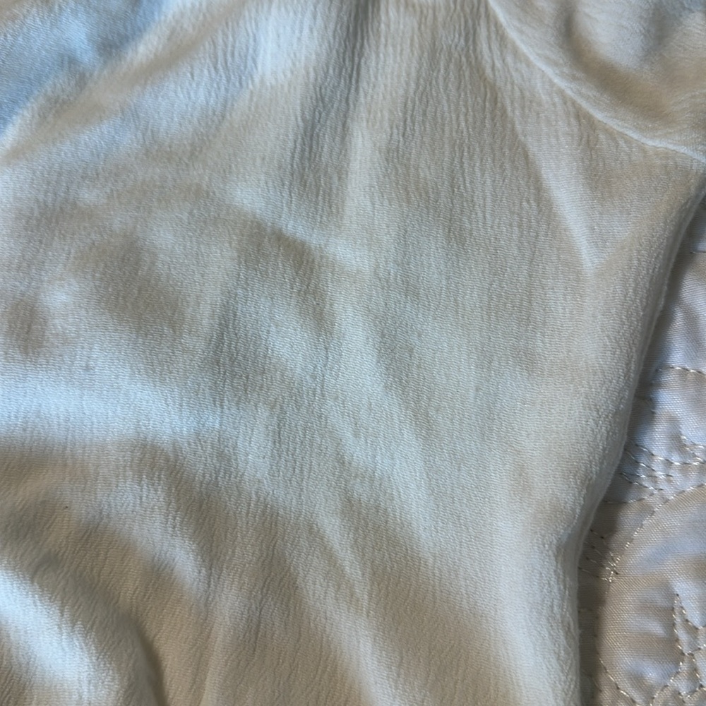 White Off-Shoulder Top - Picture 11 of 12